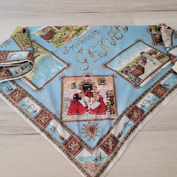 River Island Square Scarf NWT - Picture 3 of 4